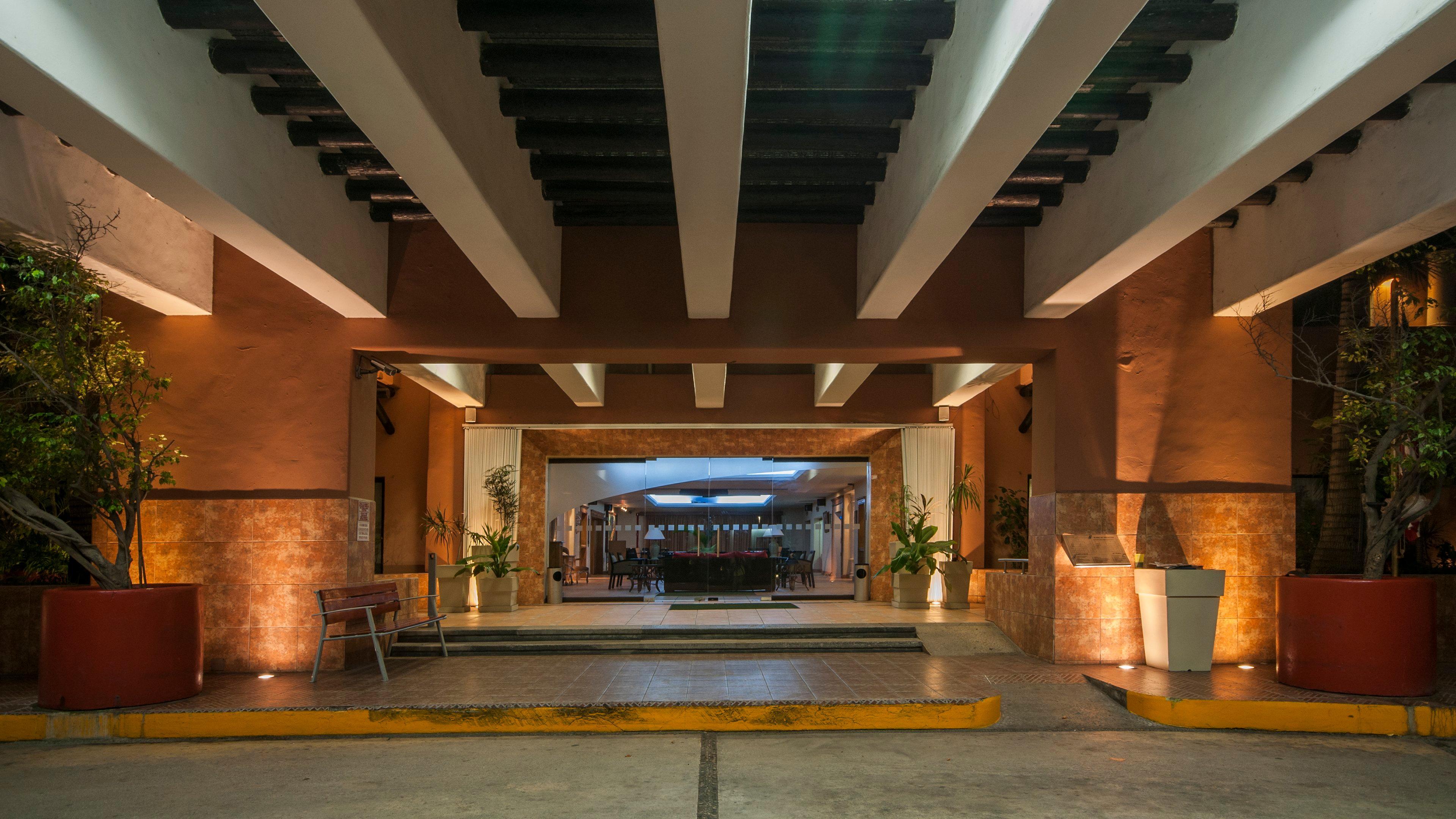 Holiday Inn Ciudad Del Carmen, An Ihg Hotel Ngoại thất bức ảnh